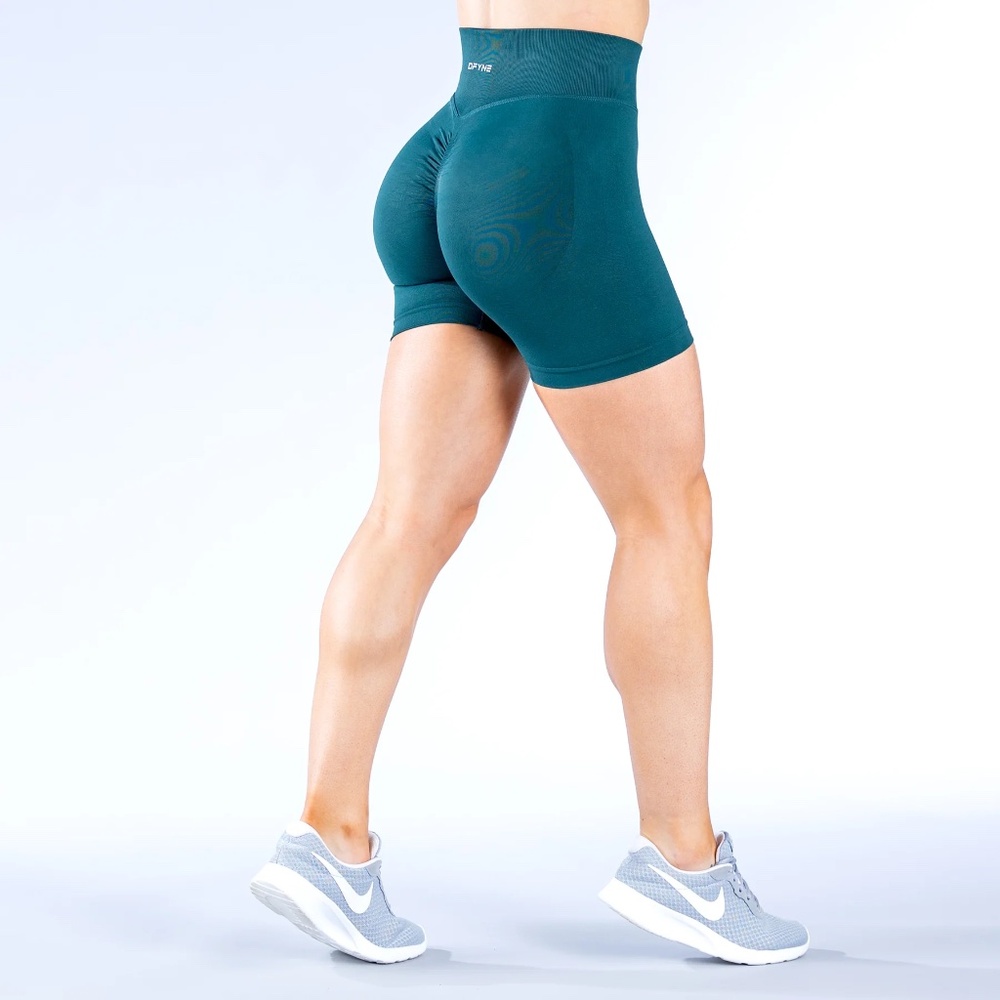 DFYNE Dynamic Shorts - Picture 8 of 12